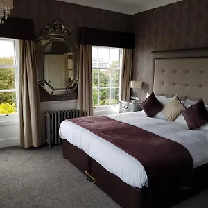 https://the-crescent-hotel.yorkshirehotels.net