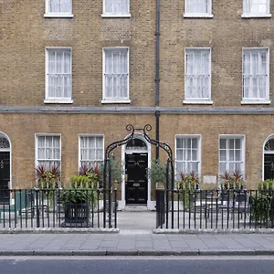 https://london-city-suites.cambridgehotelsuk.com